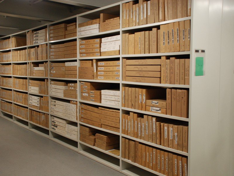 Archive shelving