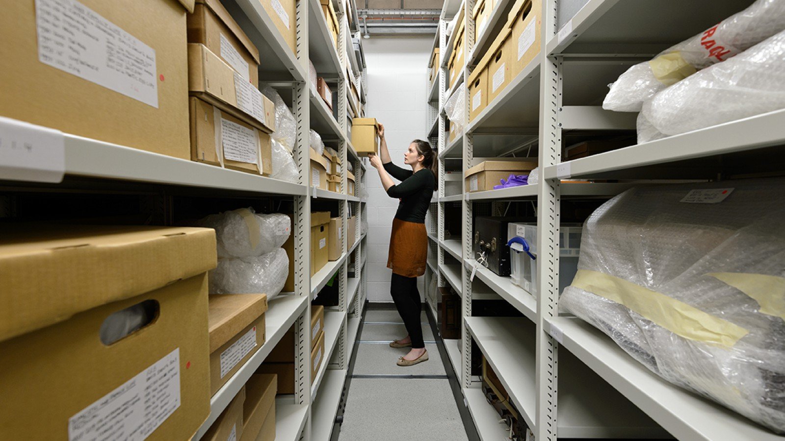 THE WILSON CHELTENHAM ART GALLERY AND MUSEUM, ENGLAND