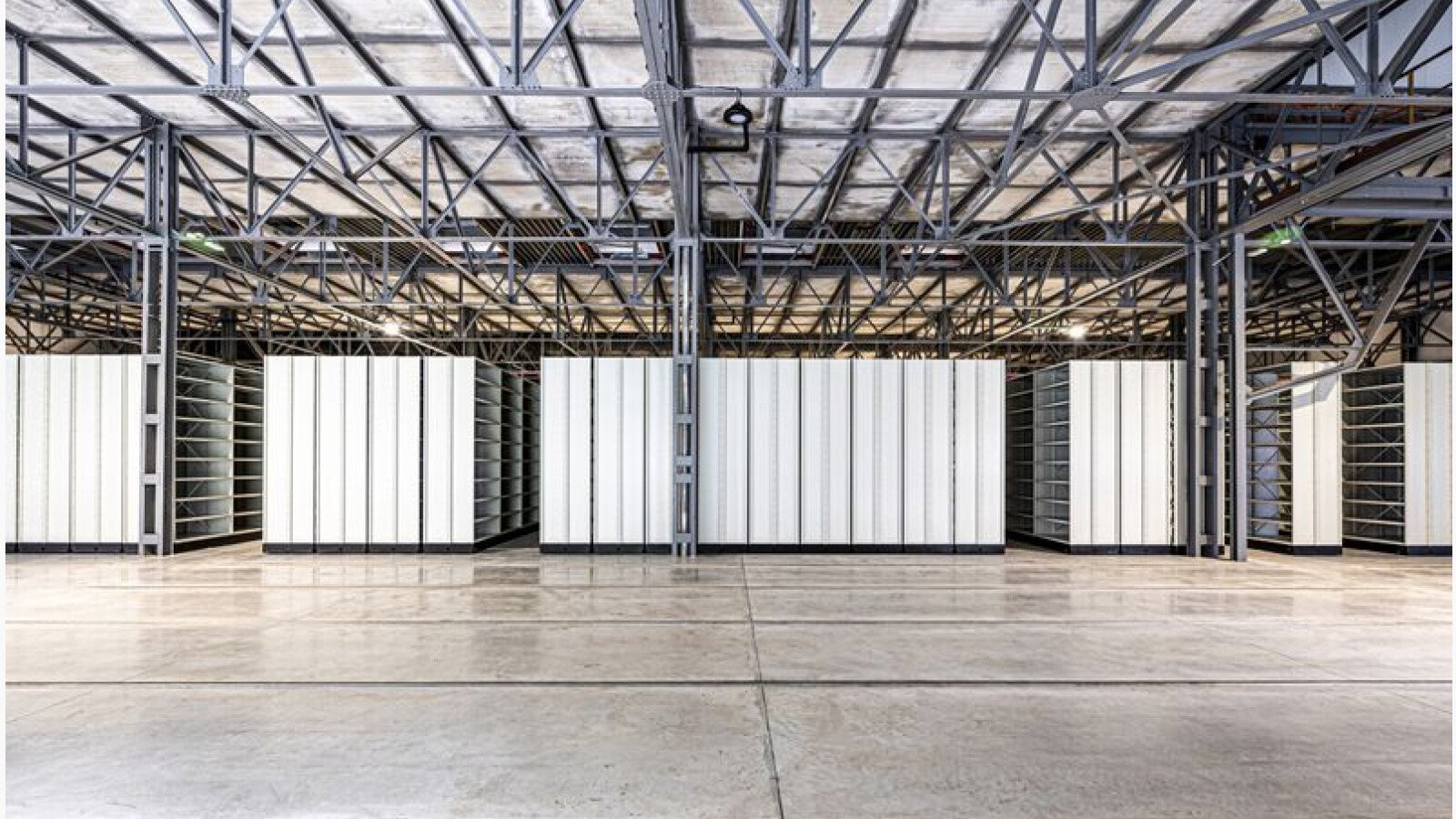 Mobile shelving in an e-commece warehose